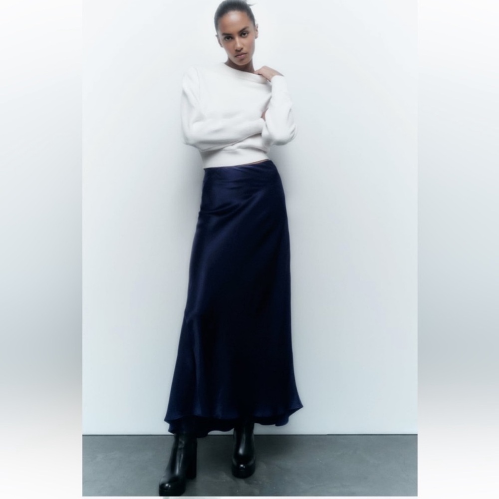 ZARA SATIN EFFECT MIDI SKIRT NAVY NWT